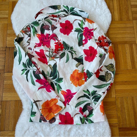 L’ATISTE set  Tropicana White Floral Print blazer and shorts - Picture 7 of 16